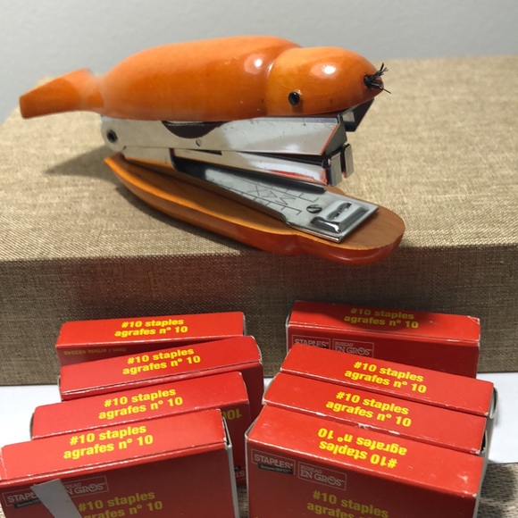 Super cute vintage wooden bird stapler from Japan - Picture 1 of 4